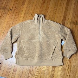Women’s Sherpa Sweater Size Large